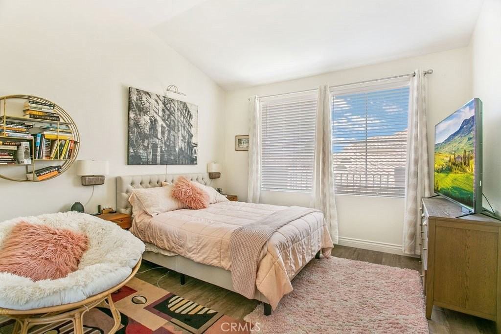 307 Marinella Aisle - Photo 7 of 16