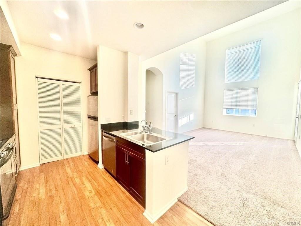 1470 Scholarship - Photo 2 of 28