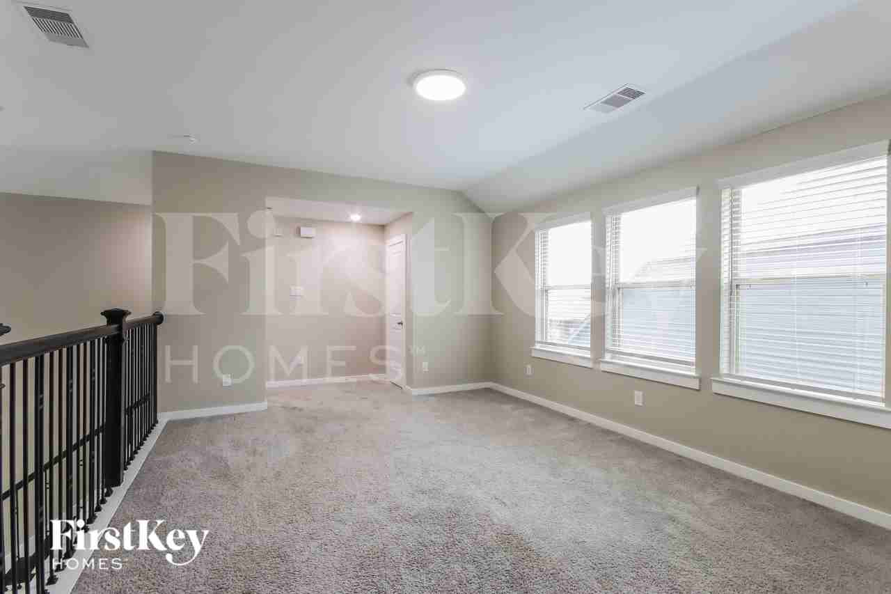 15758 Cairnwell Bend Dr - Photo 7 of 16