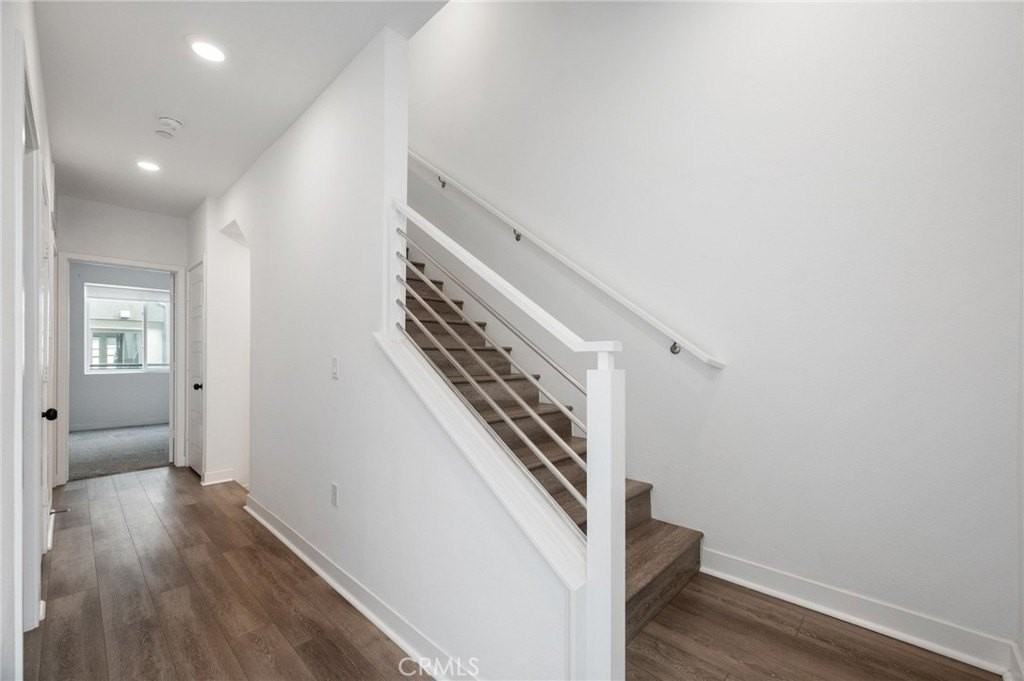 279 Dockside Ln - Photo 3 of 21