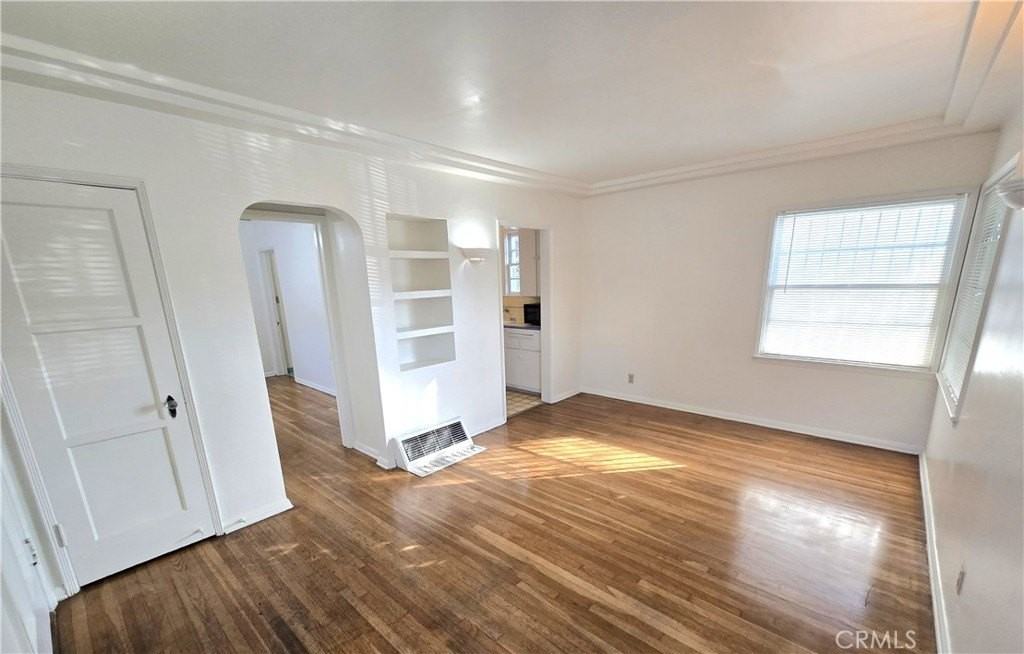 146 N Hamilton Dr #A - Photo 3 of 12