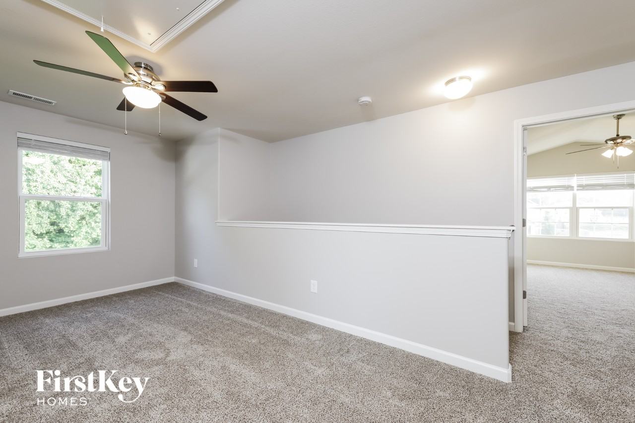 179 Bedrock Ct - Photo 7 of 15