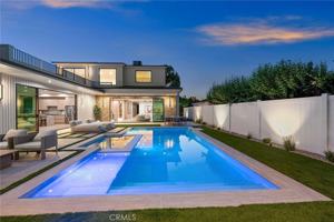 featured image of 16728 Morrison St