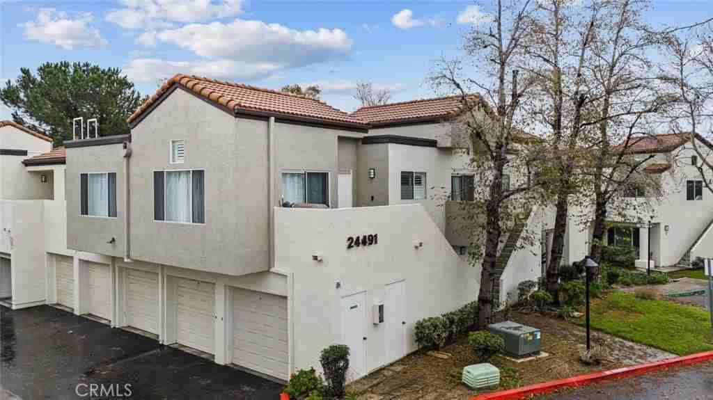 24491 Valle Del Oro #201 - Photo 2 of 28