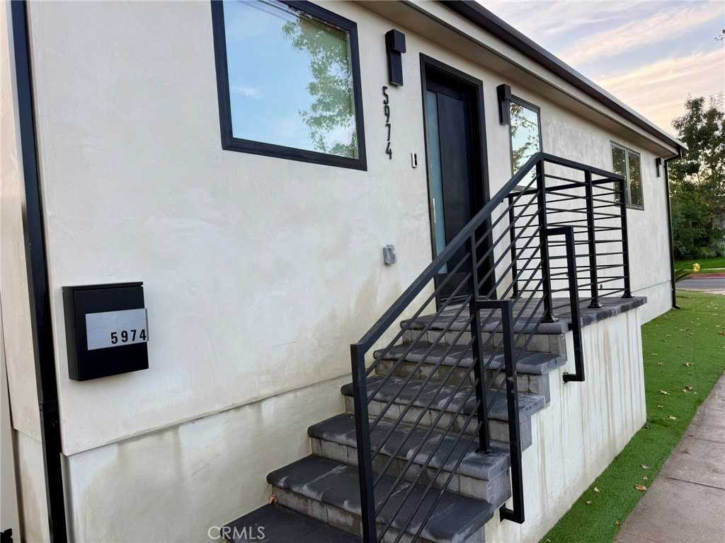 5974 Jamieson Ave - Photo 3 of 15