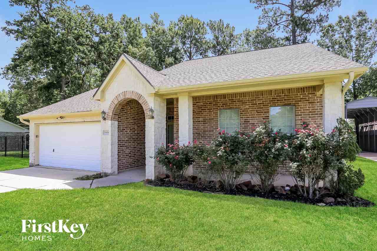 18414 Bluffview Dr - Photo 2 of 15