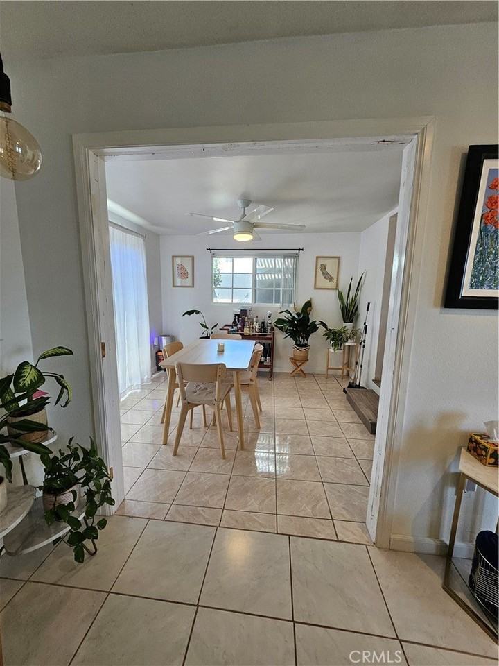 1226 Calvin Ln - Photo 4 of 15