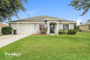 featured image of 211 Grouper Ct