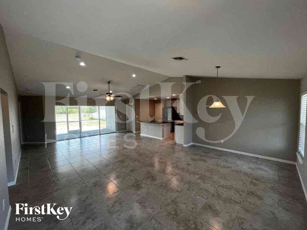 3237 Nw 41st Pl - Photo 2 of 29