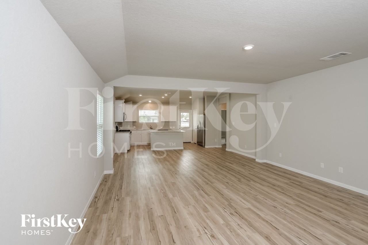 14914 Bog Ml - Photo 2 of 15