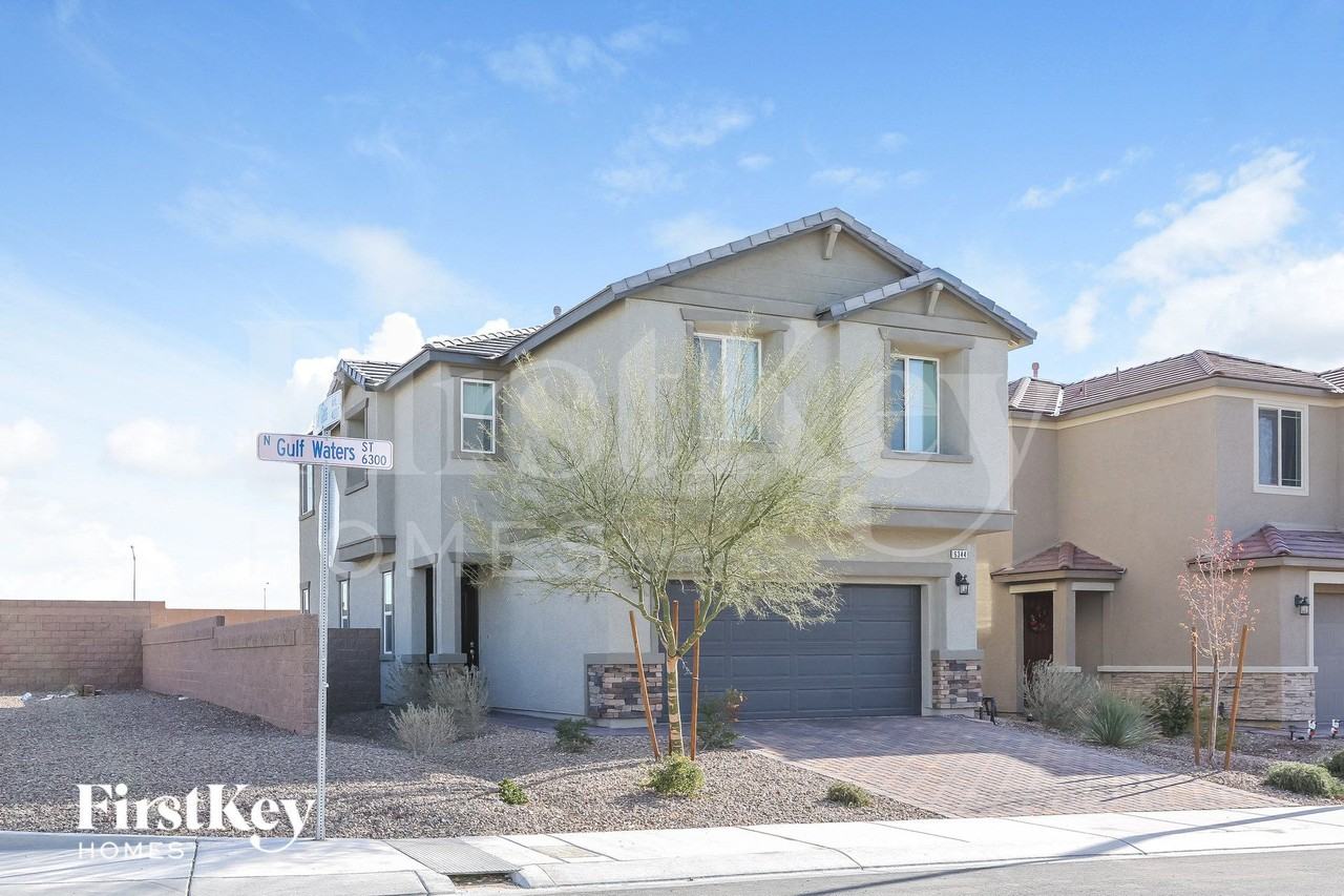 6344 Gulf Waters St - Photo 2 of 15