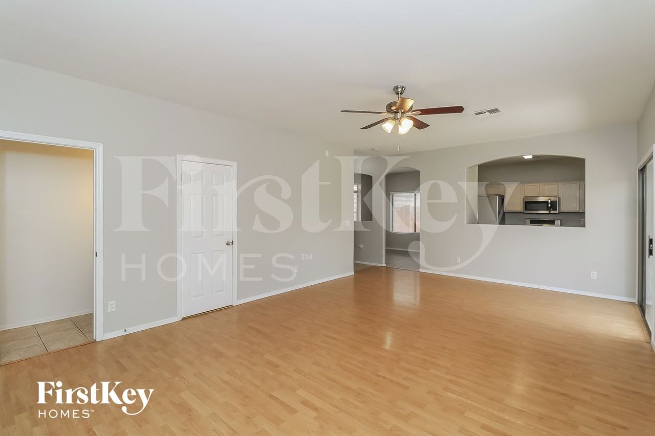 13171 W Gelding Cir - Photo 4 of 15