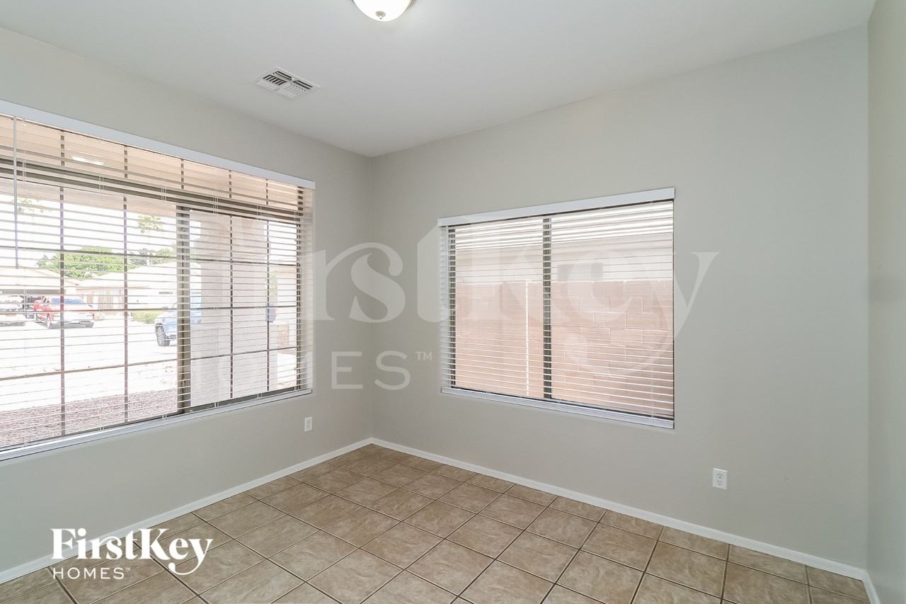 13171 W Gelding Cir - Photo 7 of 15