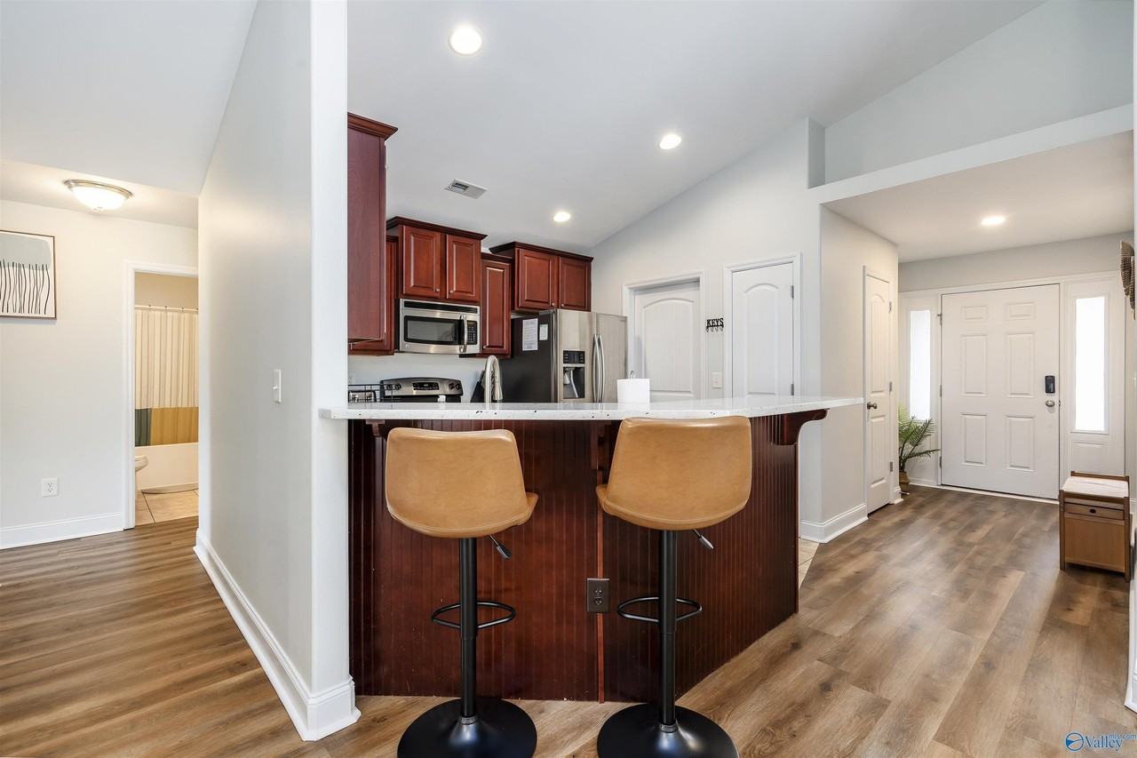 265 Harold Murphy Dr - Photo 4 of 21