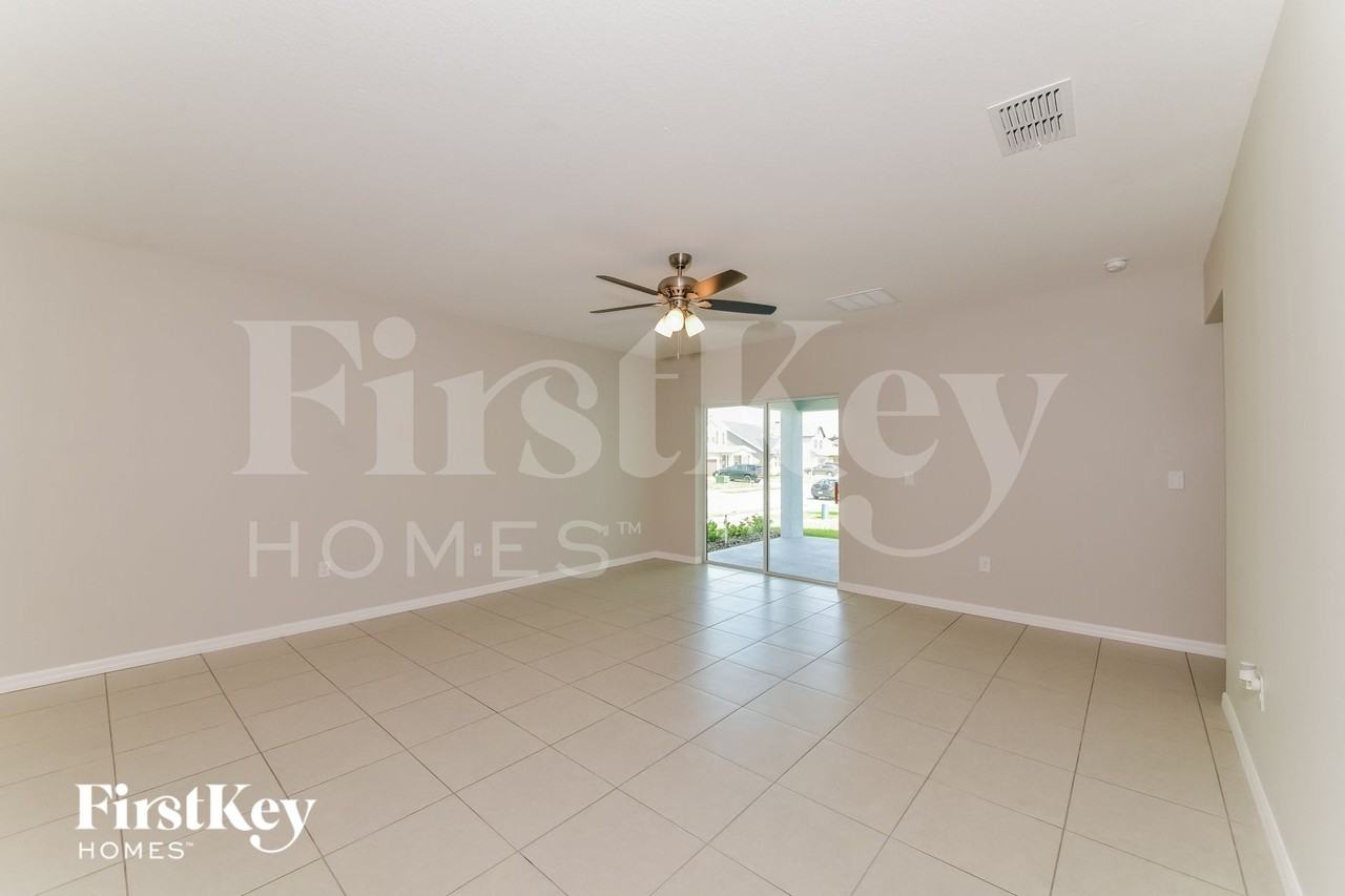 4526 Birdsong Dr - Photo 2 of 15