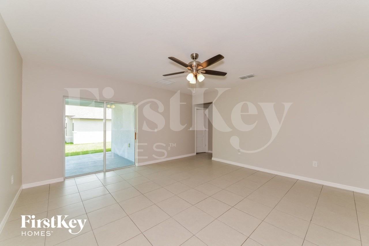 4526 Birdsong Dr - Photo 3 of 15