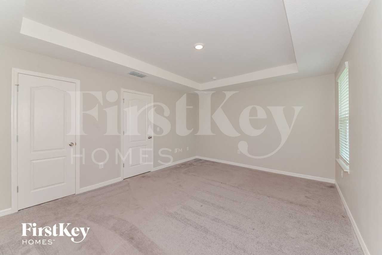 4526 Birdsong Dr - Photo 7 of 15