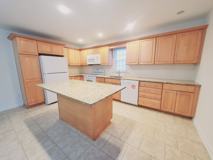 94 Harbor Dr - Photo 1 of 1