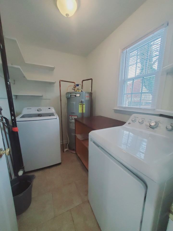 94 Harbor Dr - Photo 5 of 8