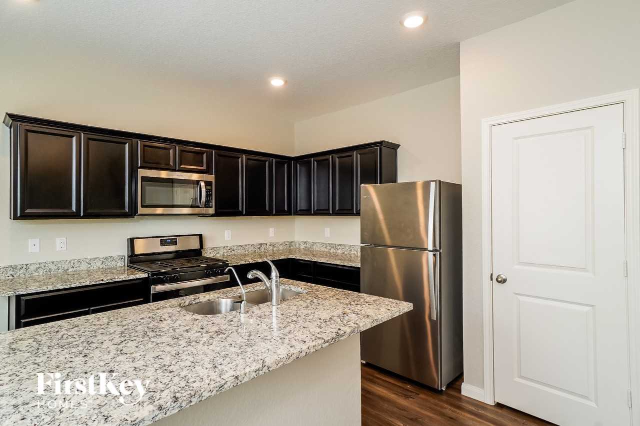 13509 Sunrise Mdw - Photo 7 of 15