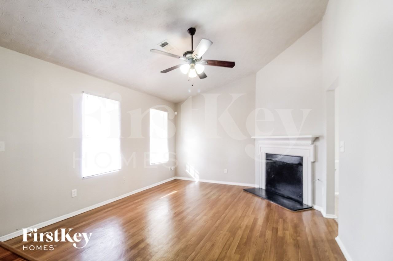 6450 Peppermill Ln - Photo 2 of 16