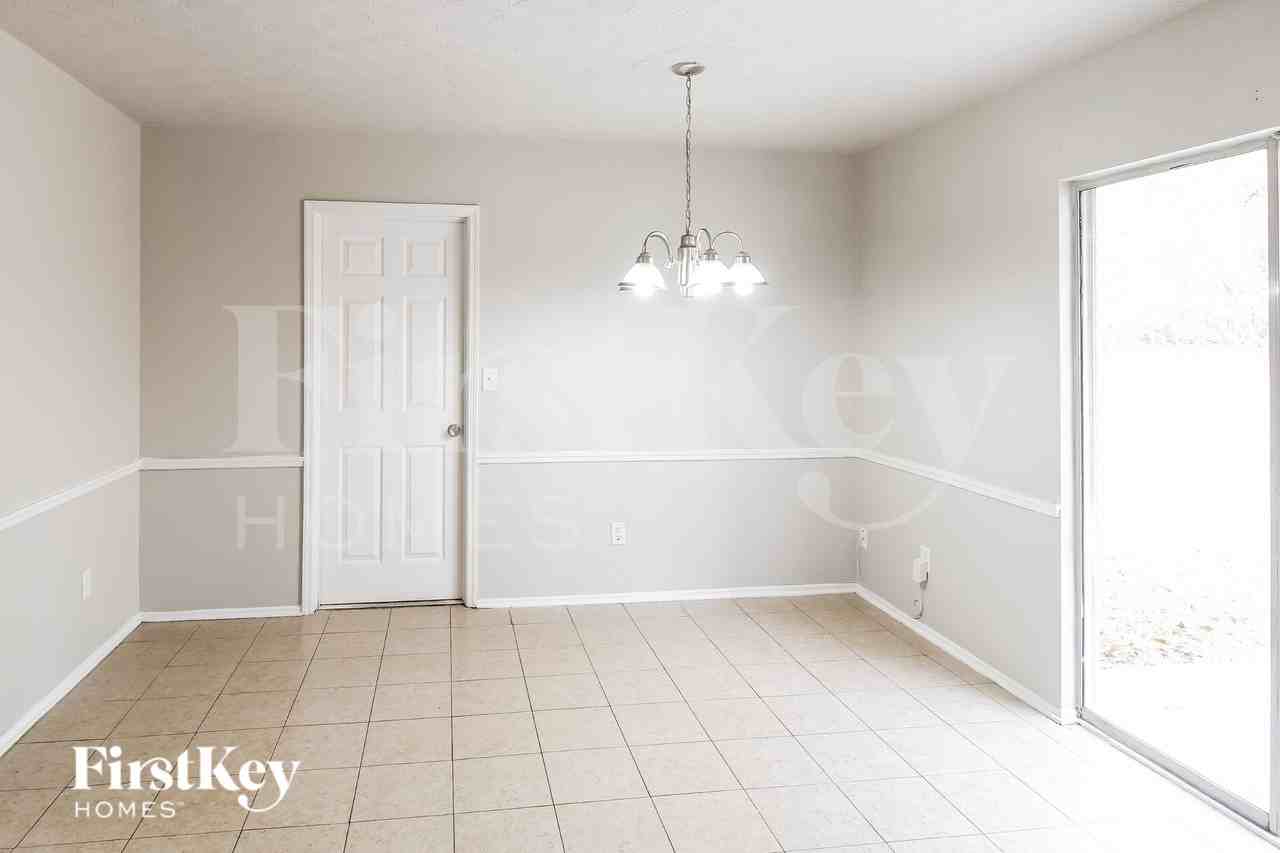 6450 Peppermill Ln - Photo 5 of 16