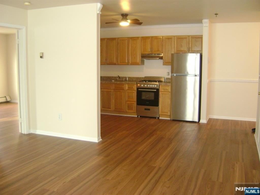 690 River Rd - Photo 3 of 8