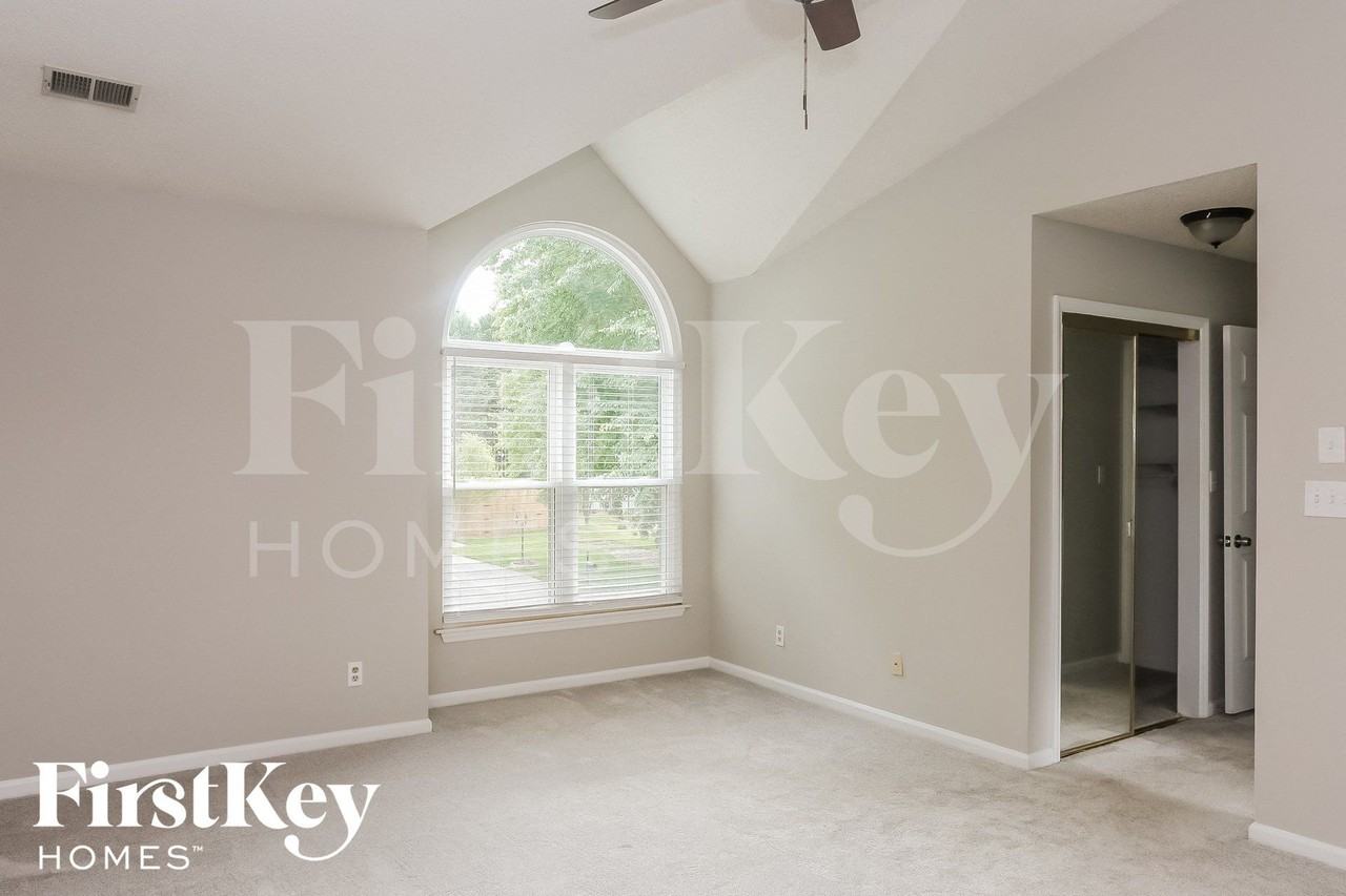 9101 Agnes Park Ln - Photo 5 of 14