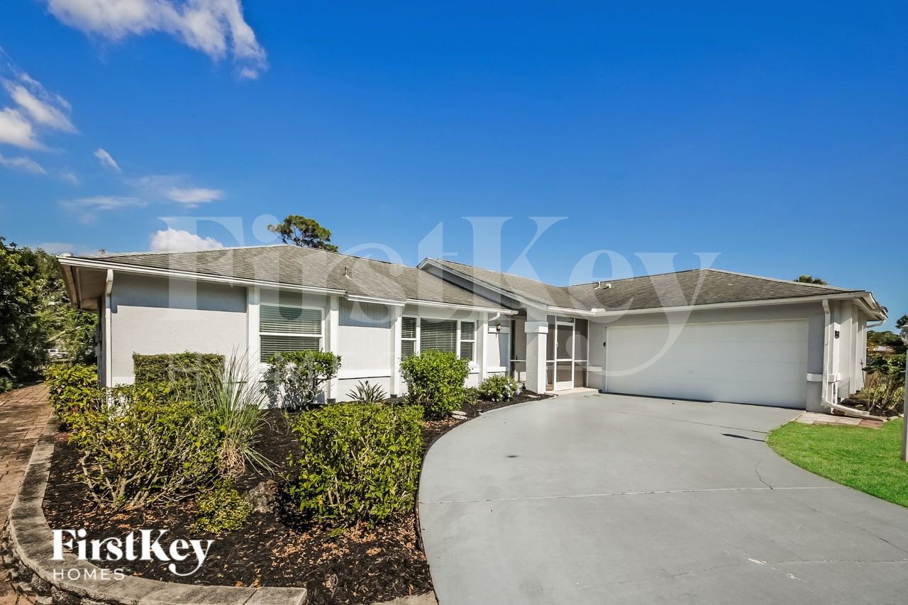 1358 Abalom St - Photo 2 of 16