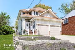 207 Lithia Ave - Photo 1 of 1