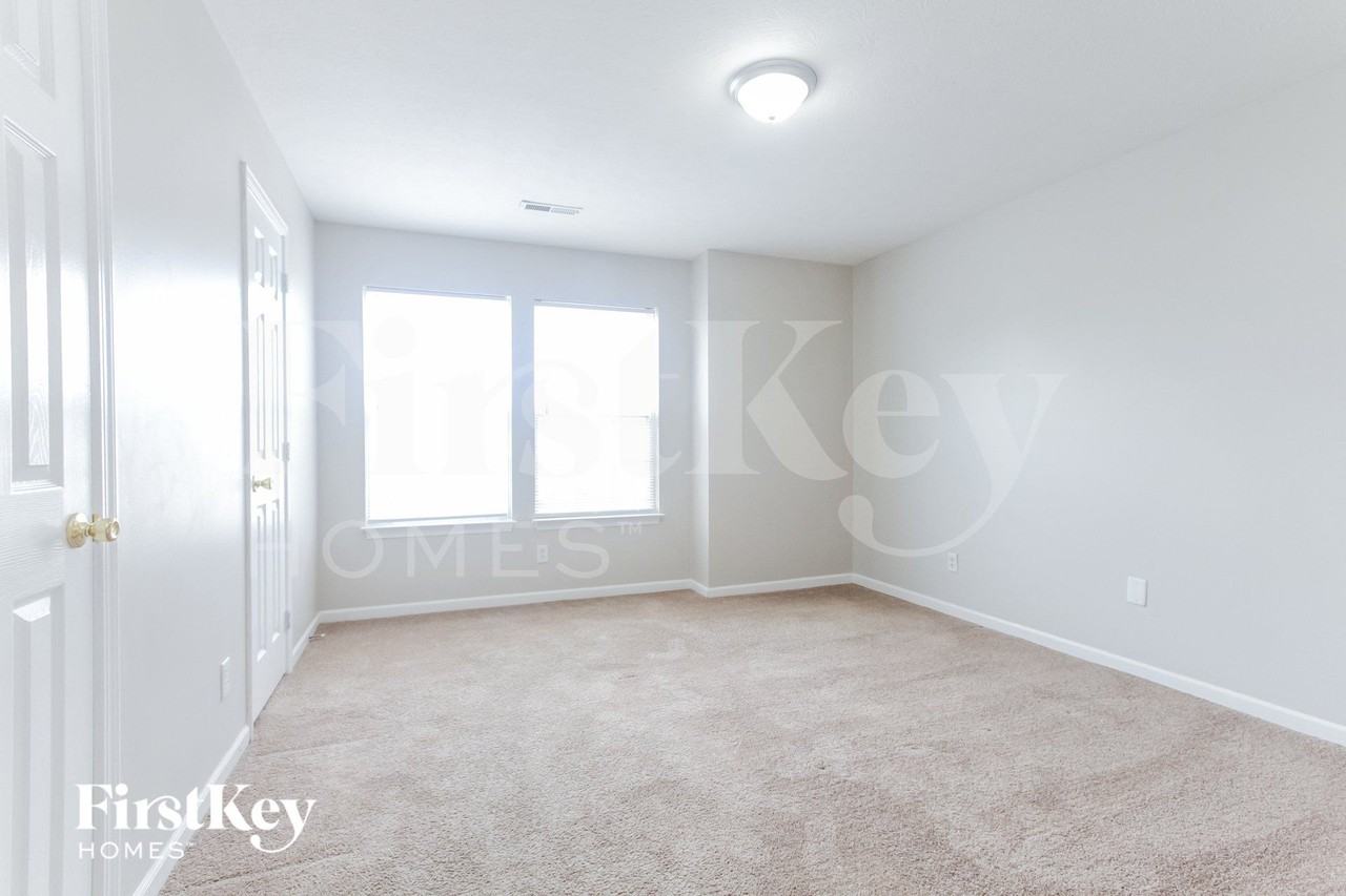 5110 Stanhope Ln - Photo 7 of 14