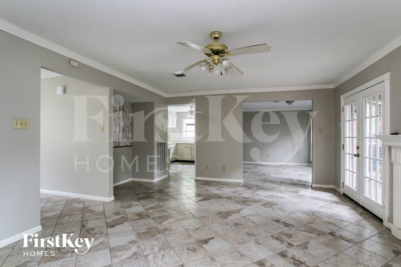 4434 Echo Falls Dr - Photo 4 of 15