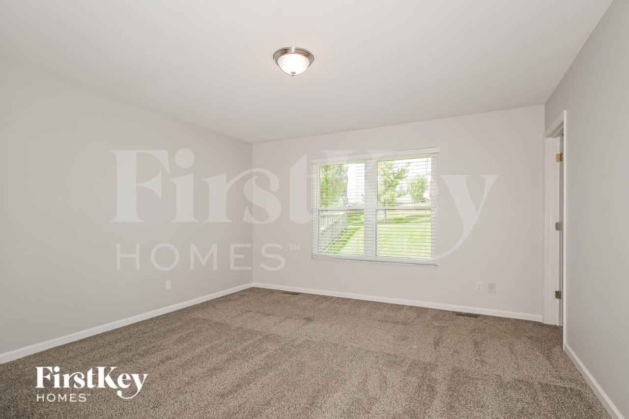 3891 Cambridge Crossing Dr - Photo 7 of 16