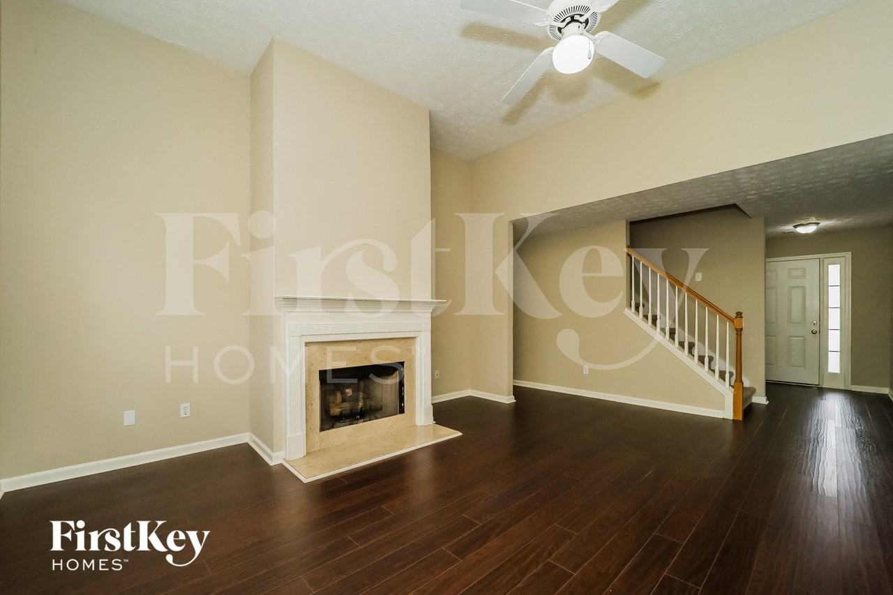 126 Calico Loop Rd - Photo 3 of 15