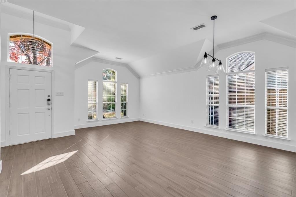 4024 Mattise Dr - Photo 2 of 15