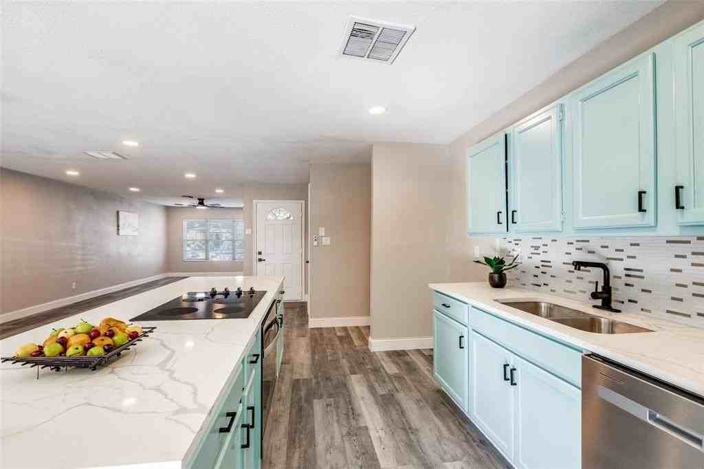 5216 Alpha Dr - Photo 5 of 13