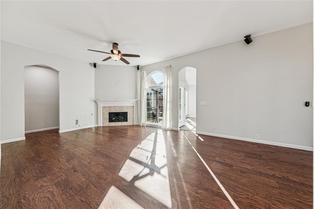 7108 Chateau Dr - Photo 7 of 24