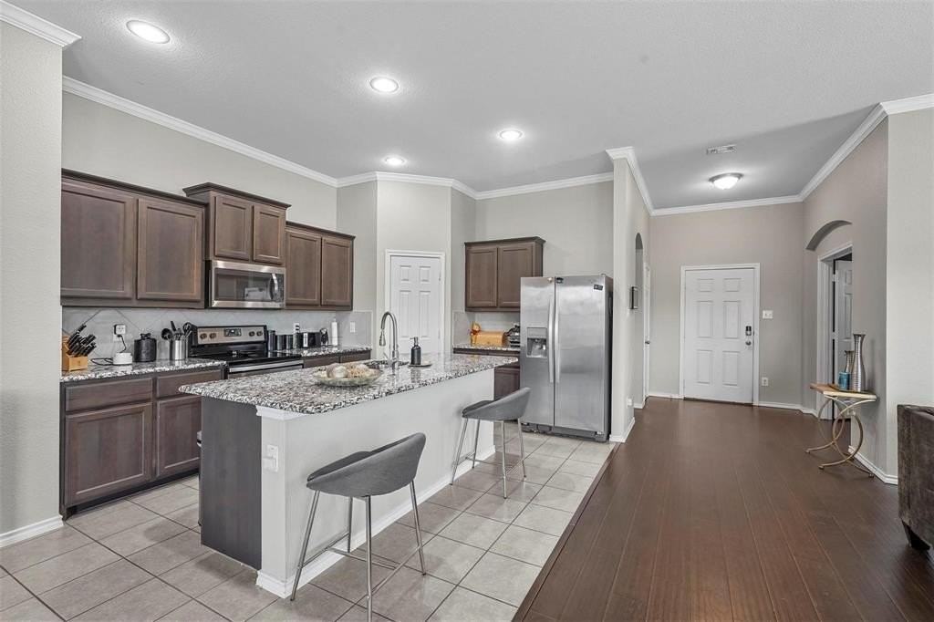 1948 Day Break Dr - Photo 3 of 25