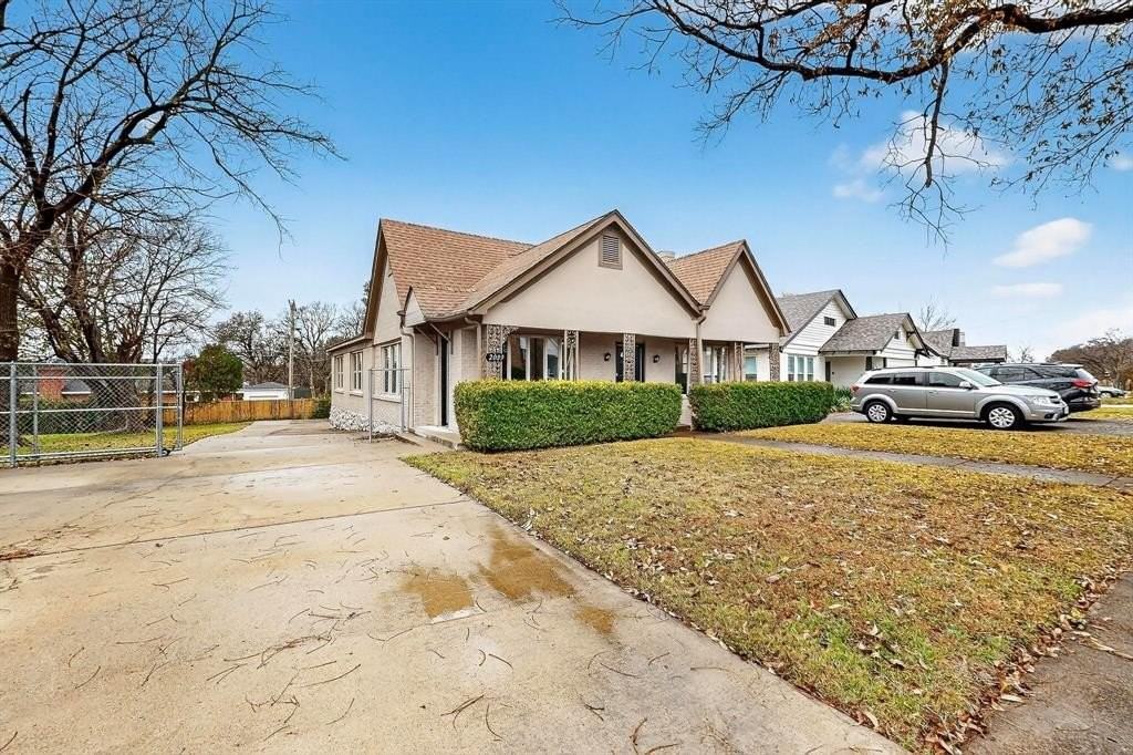 2009 Berwick Ave - Photo 3 of 29