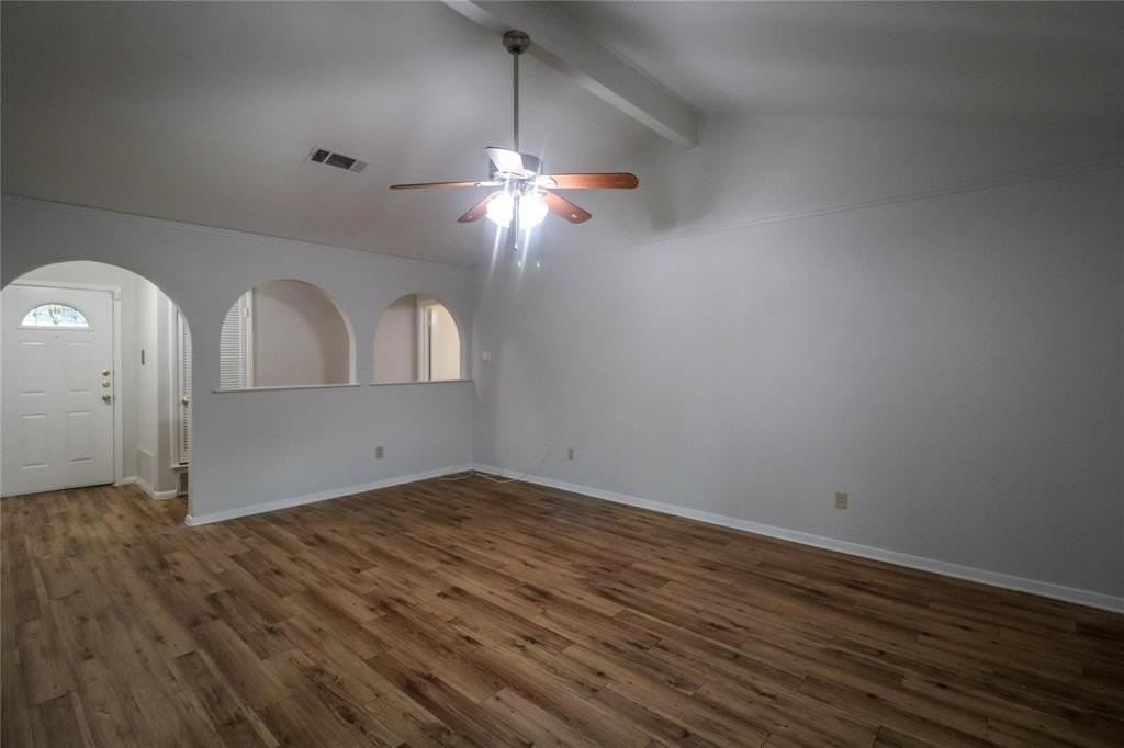 2213 Shady Brook Dr - Photo 2 of 18