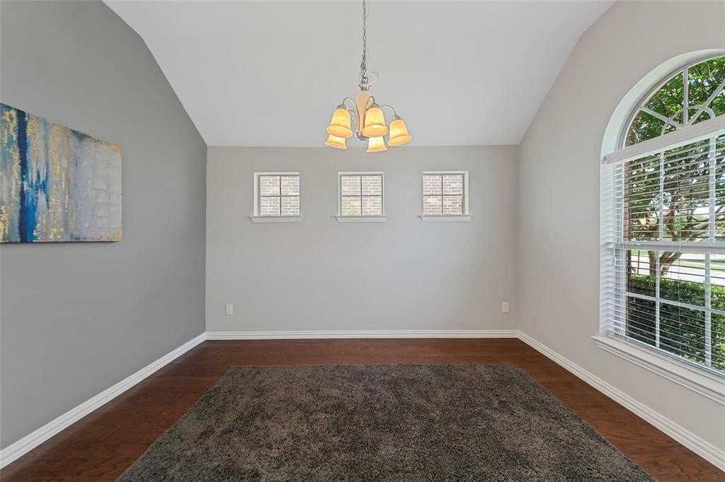 11913 Summer Springs Dr - Photo 4 of 21