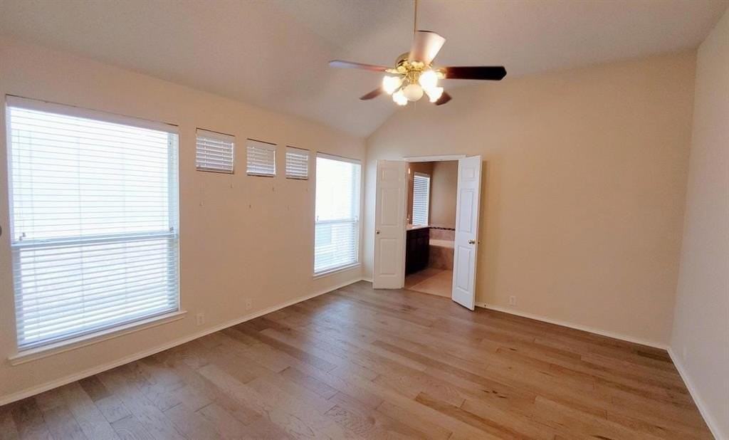 11458 Newberry Dr - Photo 2 of 7