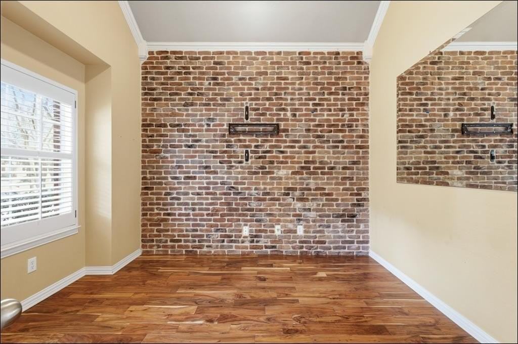 14775 Holly Leaf Dr - Photo 5 of 37