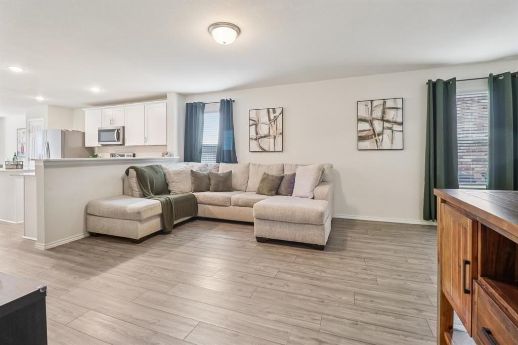 475 Grenada Lake Dr - Photo 7 of 38