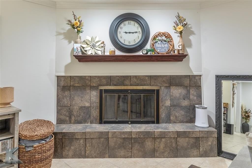 4102 Concord Ct - Photo 7 of 40