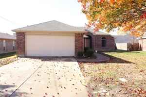 featured image of 3311 Salmon St