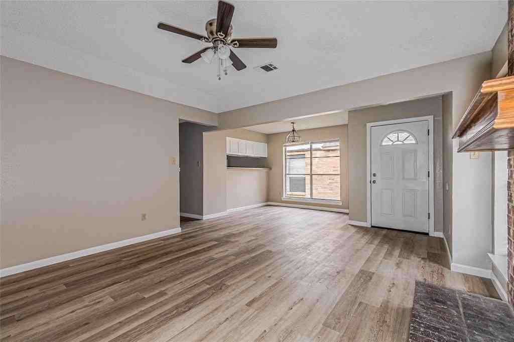 2324 Summer Place Dr - Photo 7 of 30