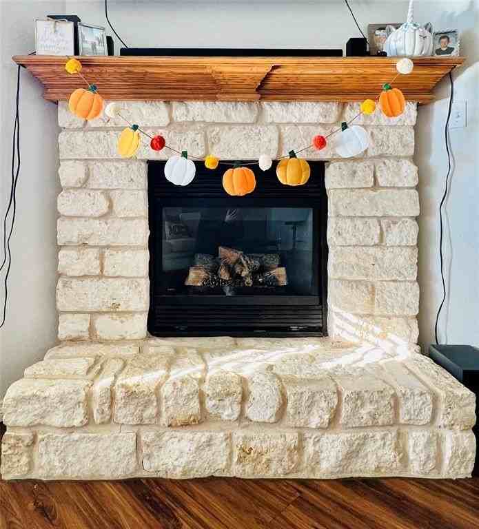 9220 Edgemont Dr - Photo 7 of 29