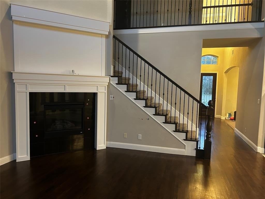 4461 Sapphire Dr - Photo 6 of 33