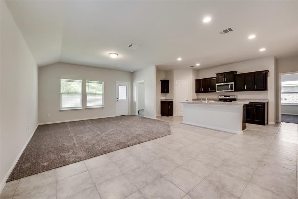 8816 Ring Gold Dr - Photo 5 of 20